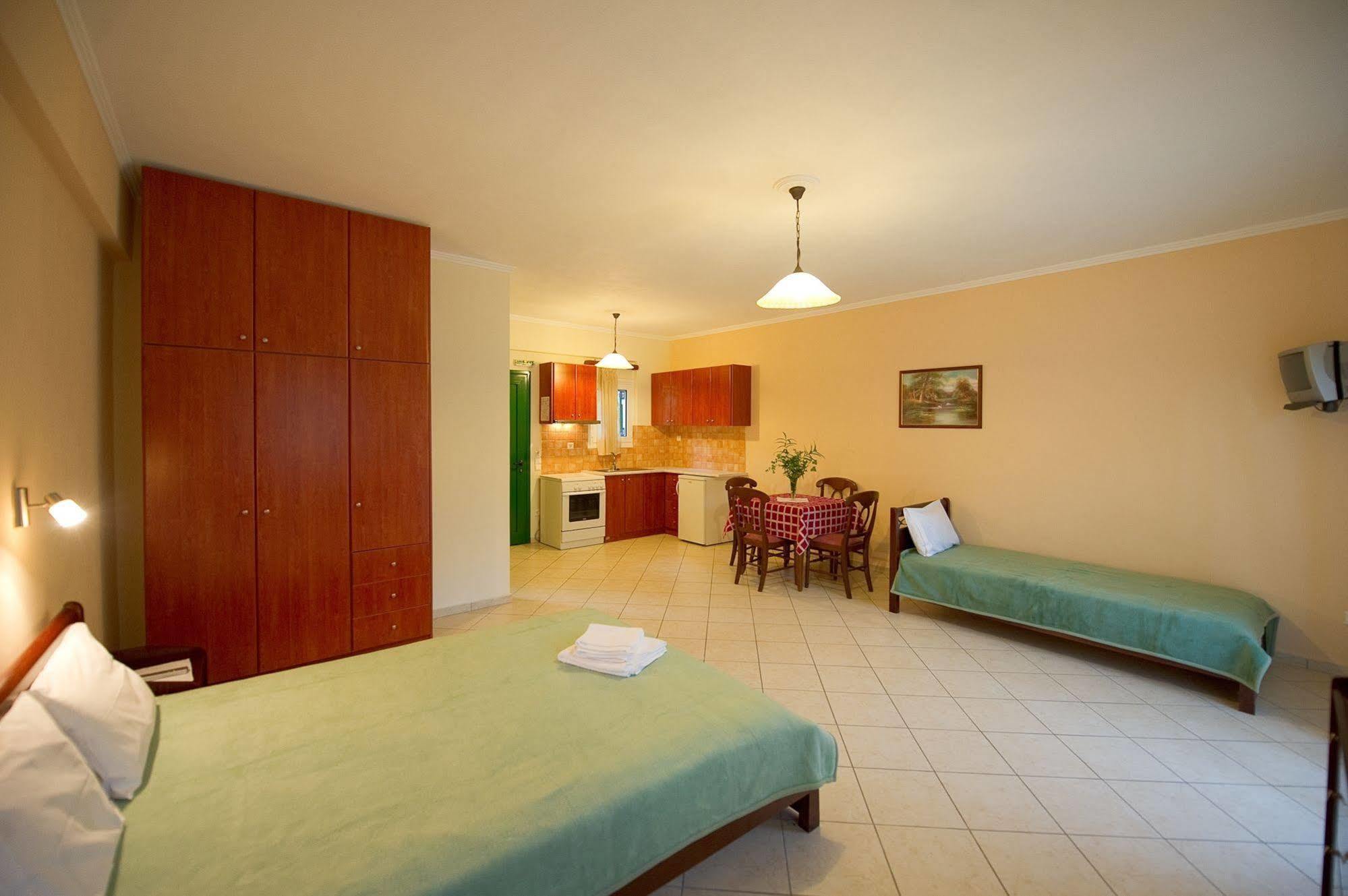 Aparthotel Oasis Exclusive Párga Zewnętrze zdjęcie